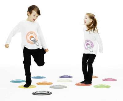 boern_hopper_14 Two kids on hopspots